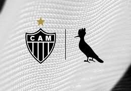 Atlético e Reserva anunciam collab que celebra o futebol  Parceria entre o clube mineiro e a marca carioca traz peças exclusivas para os atleticanos, unindo moda, tradição e orgulho do Galo