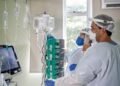 UTIs do Hospital Márcio Cunha recebem selo Top Performer e reforçam protagonismo nacional em terapia intensiva