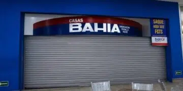 Com dívidas de R$ 17 bilhões, Casas Bahia pede recuperação judicial e negocia empréstimo de R$ 1 bi